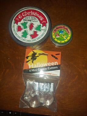 Fox Run Assorted Holiday Mini Cookie Cutter Sets Christmas Sets And 1 Halloween